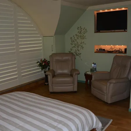 Bed & Breakfast Thai Time Wellness